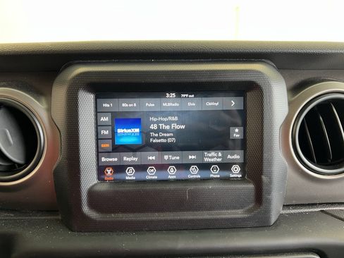 Used 2021 Jeep Wrangler Unlimited Sport image 18