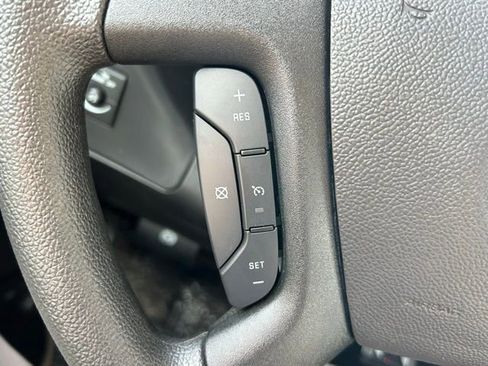 Used 2025 Chevrolet Express 3500 LT w/ LT Preferred Equipment Group image 19