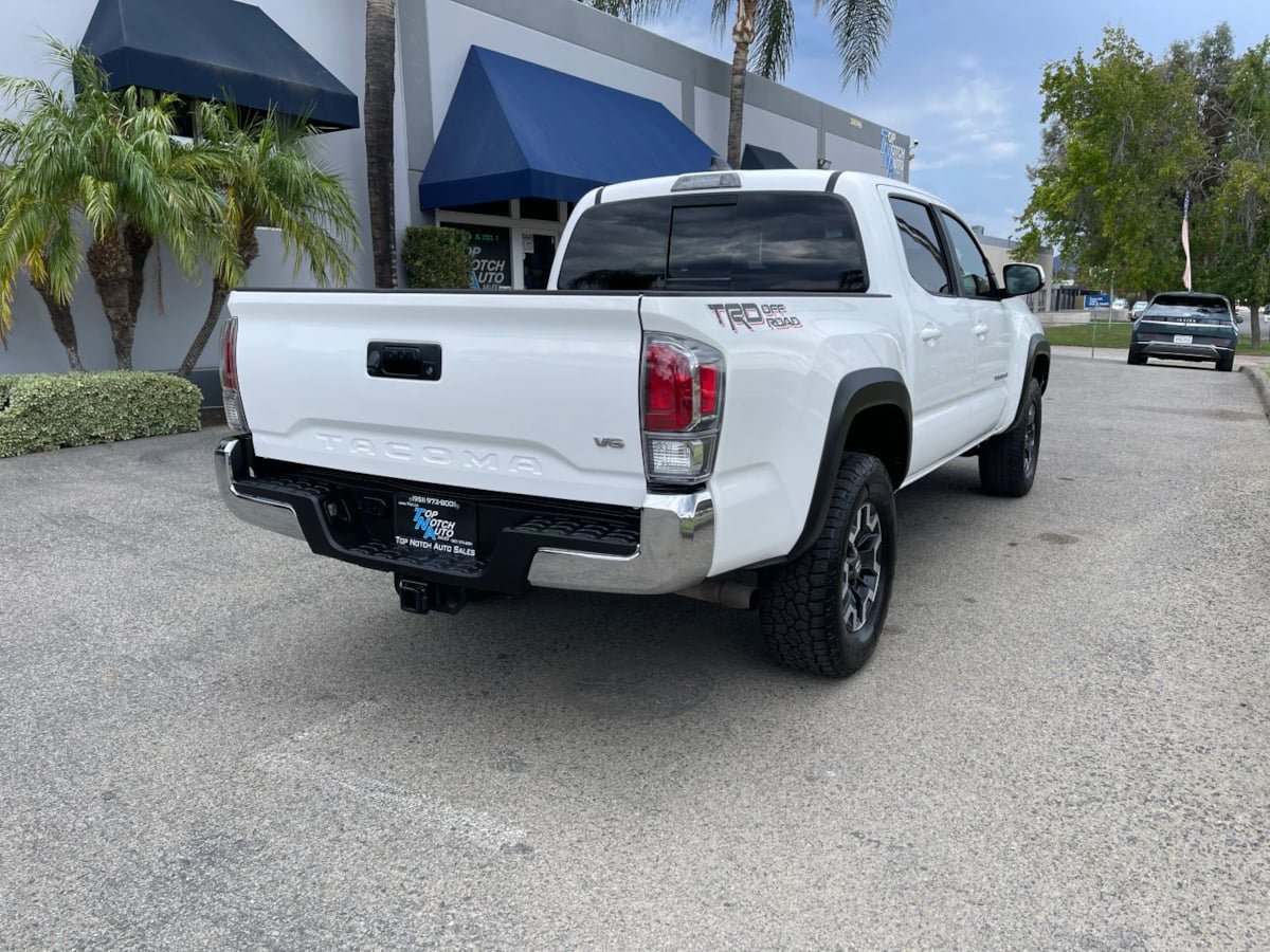 Used 2022 Toyota Tacoma TRD Off-Road RWD image 5