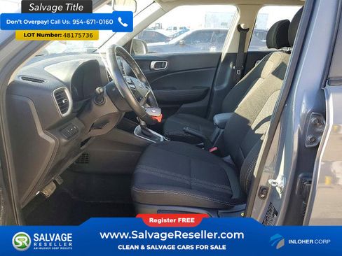 Used 2020 Hyundai Venue SEL w/ Convenience Package image 9