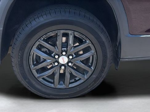 Used 2018 GMC Acadia SLT FWD image 19