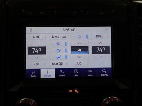 Used 2020 Ford F150 Lariat w/ Equipment Group 502A Luxury AWD/4WD image 29
