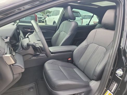 Used 2025 Toyota Camry XSE FWD image 19