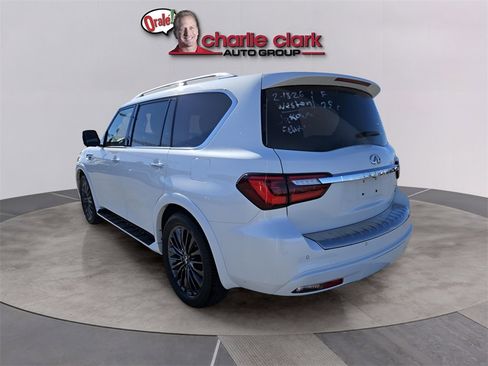Used 2023 INFINITI QX80 Sensory w/ Cargo Package image 4