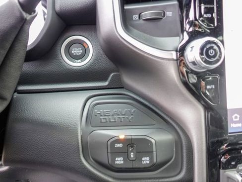 New 2026 RAM 2500 Big Horn AWD/4WD image 20