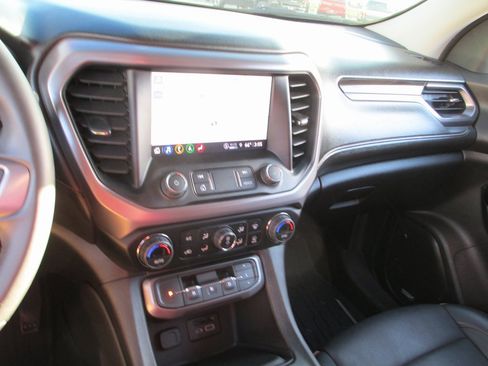 Certified 2023 GMC Acadia AT4 image 27