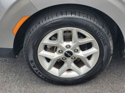 Used 2024 Kia Soul LX w/ Option Group 015 image 8