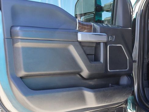 Used 2017 Ford F350 Platinum w/ FX4 4x4 Off Road Package image 10