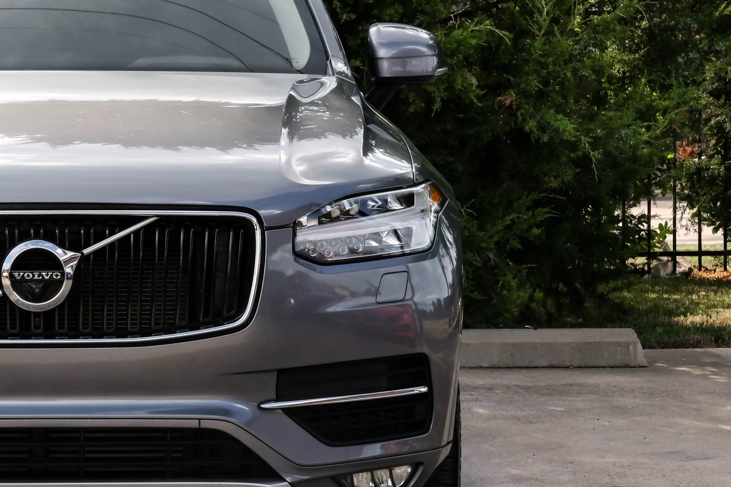 Used 2017 Volvo XC90 T5 Momentum w/ Vision Package FWD image 49