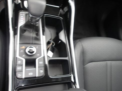 Used 2023 Kia Sorento SX AWD/4WD image 28