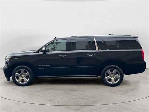 Used 2016 Chevrolet Suburban LTZ image 2