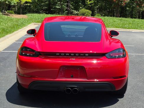 Certified 2020 Porsche 718 Cayman RWD image 21