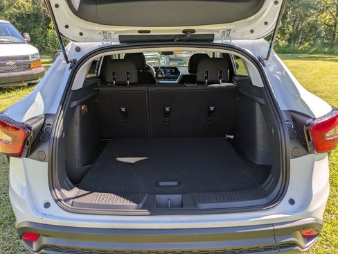 New 2026 Chevrolet Trax LS w/ Driver Confidence Package image 12