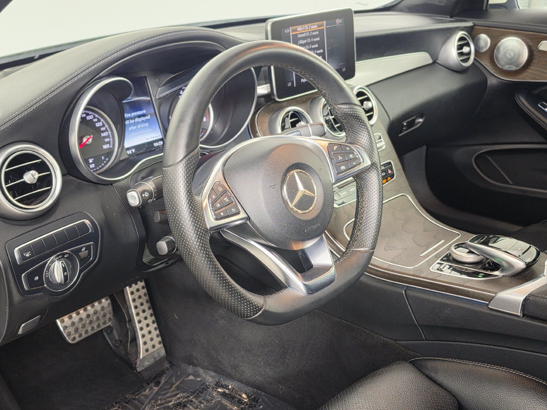 Used 2017 Mercedes-Benz C 300 4MATIC Cabriolet image 2