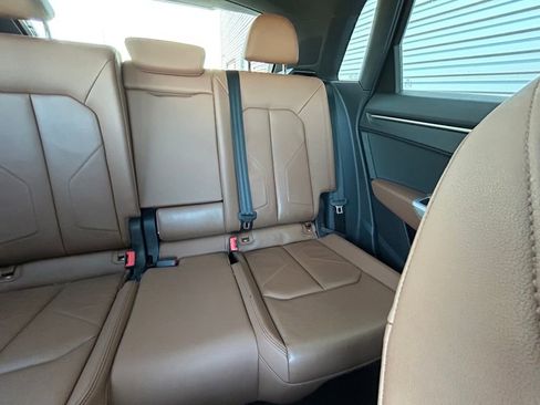 Used 2022 Audi Q3 2.0T Premium image 14