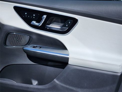 New 2026 Mercedes-Benz GLC 300 4MATIC image 17