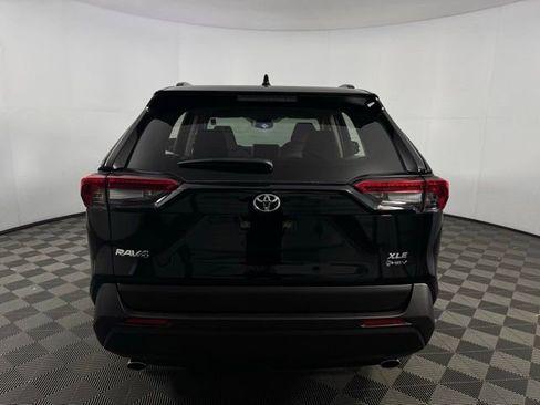 New 2025 Toyota RAV4 XLE image 6