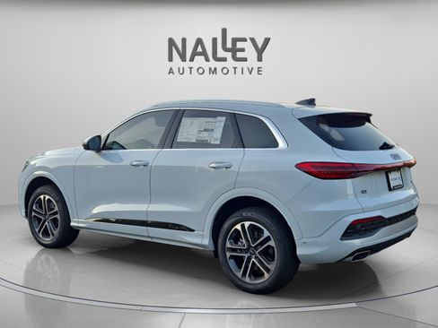 New 2025 Audi Q5 Premium w/ Convenience Package image 4