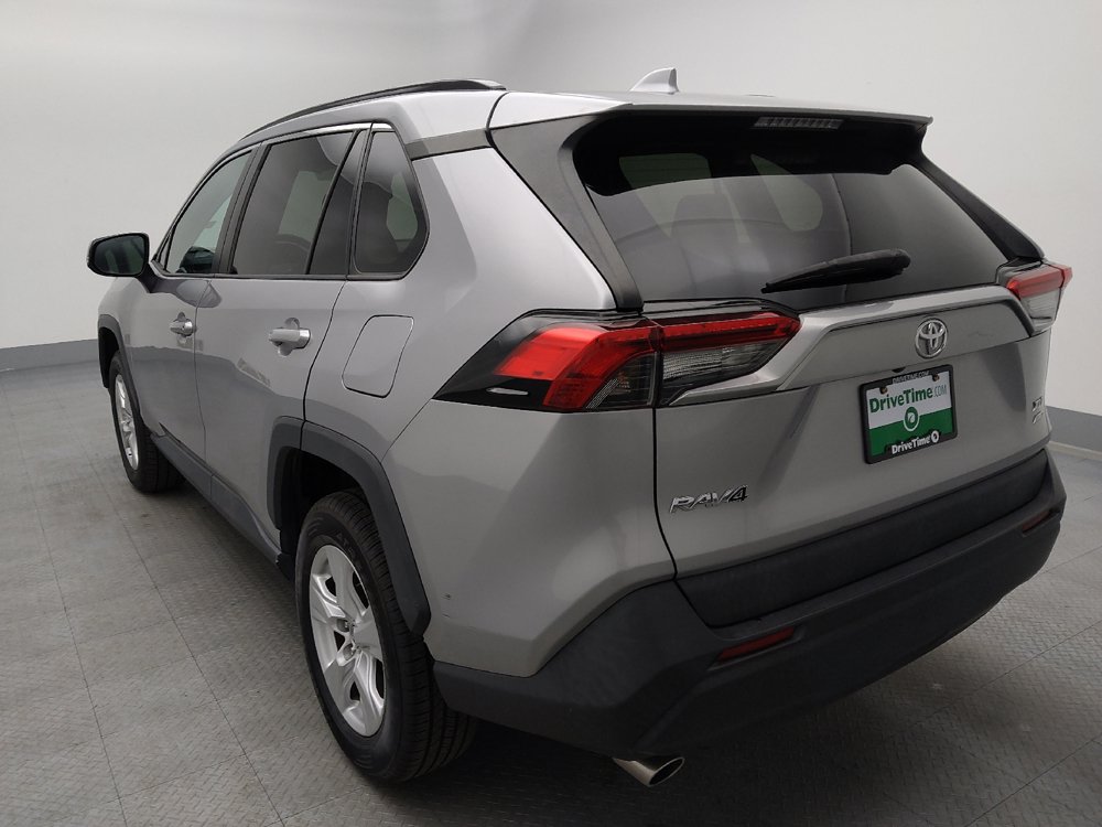 Used 2019 Toyota RAV4 XLE AWD/4WD image 6