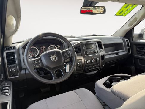 Used 2018 RAM 2500 Tradesman w/ Chrome Appearance Group image 15