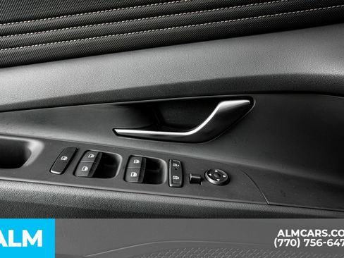 Used 2025 Hyundai Elantra Sport image 51