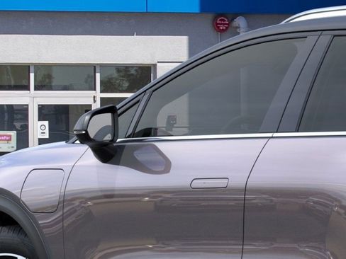 New 2026 Chevrolet Equinox EV LT image 13