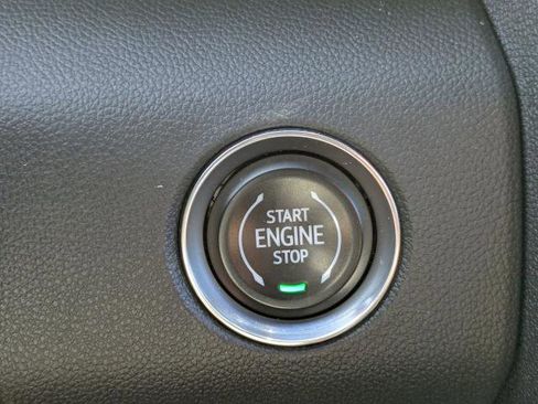 Certified 2025 GMC Acadia Elevation image 31