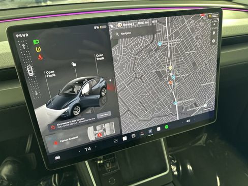 Used 2026 Tesla Model Y 2WD image 18