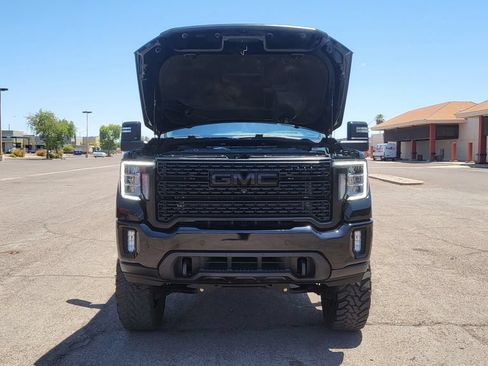 Used 2022 GMC Sierra 3500 Denali w/ Denali Ultimate Package AWD/4WD image 42