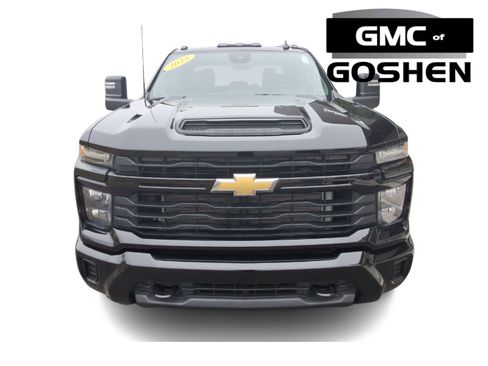 Used 2025 Chevrolet Silverado 2500 Custom w/ Custom Convenience Package image 2