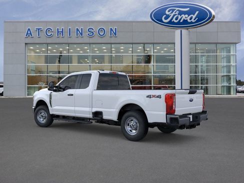 New 2026 Ford F250 XL w/ XL Chrome Package image 4