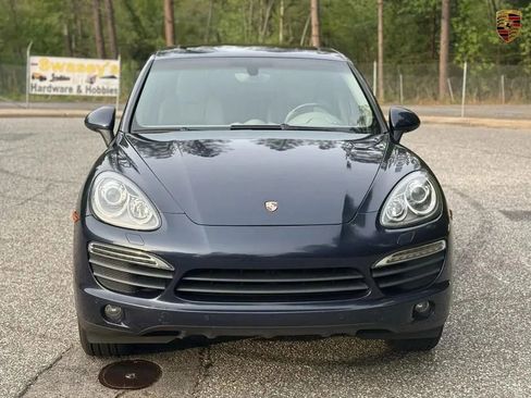 Used 2012 Porsche Cayenne S image 3