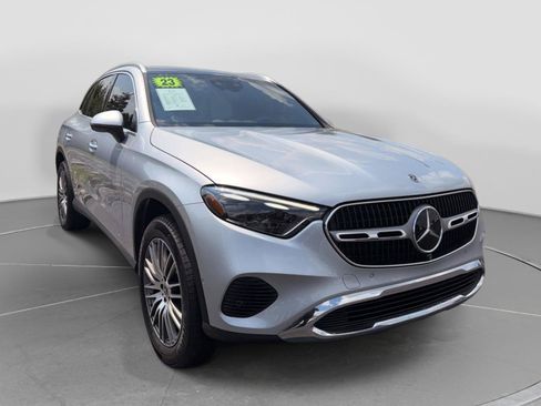 Used 2023 Mercedes-Benz GLC 300 4MATIC image 7