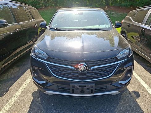 Certified 2023 Buick Encore GX Preferred w/ Cold Weather Comfort Package AWD/4WD image 2