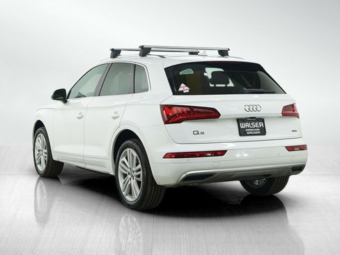 Used 2019 Audi Q5 2.0T Premium Plus w/ Premium Plus Package image 3