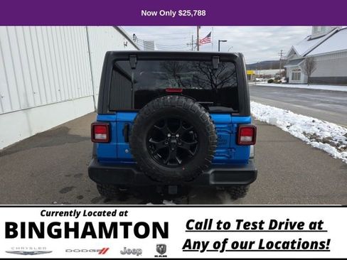 Used 2022 Jeep Wrangler Willys image 7