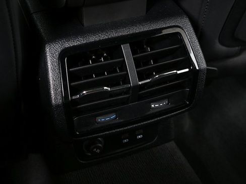 Used 2023 Audi Q3 2.0T Premium w/ Convenience Package image 19