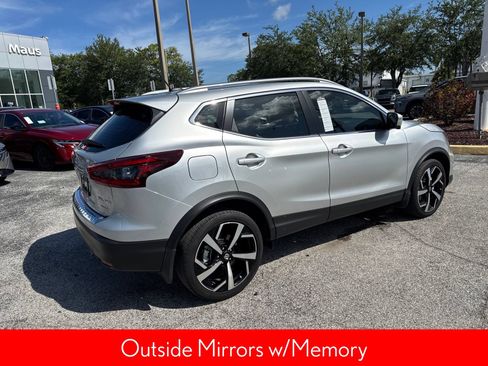 Certified 2022 Nissan Rogue Sport SL w/ Premium Package AWD/4WD image 9