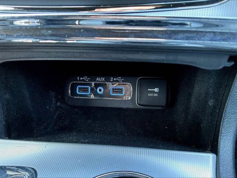 Used 2018 Jeep Grand Cherokee Limited AWD/4WD image 31