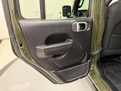 Used 2021 Jeep Wrangler Unlimited Sport image 44