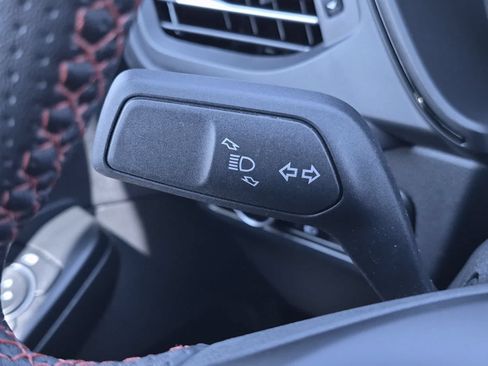 Used 2024 Ford Escape ST-Line w/ Tech Pack #1 AWD/4WD image 26