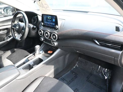 Used 2025 Nissan Sentra SR FWD image 26