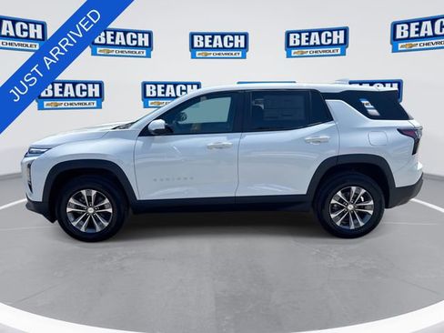 New 2026 Chevrolet Equinox LT w/ Convenience Package II AWD/4WD image 5