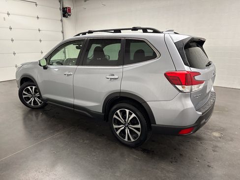 Used 2022 Subaru Forester Limited w/ Popular Package #2 AWD/4WD image 7