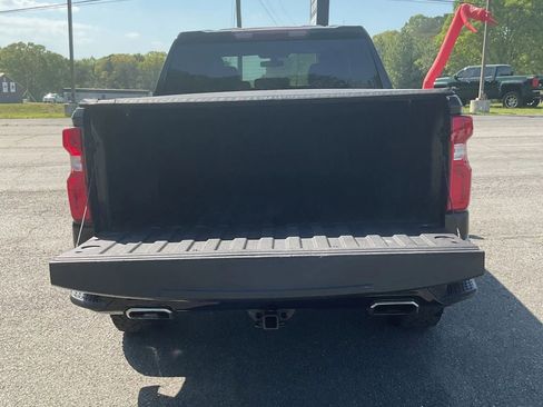 Used 2020 Chevrolet Silverado 1500 Custom Trail Boss w/ Custom Convenience Package AWD/4WD image 36