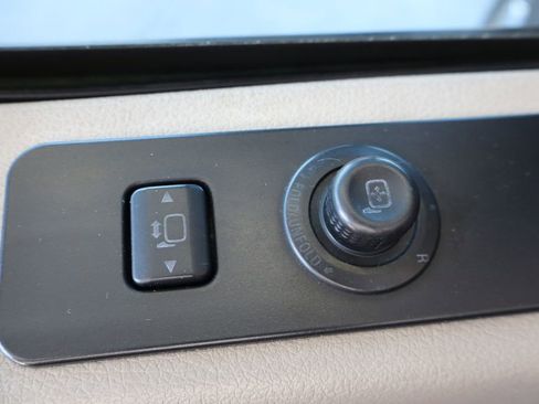 Used 2010 Ford F250 XLT image 17