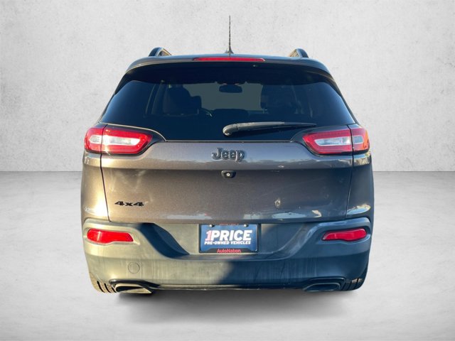 Used 2018 Jeep Cherokee Latitude w/ Altitude Package AWD/4WD image 7