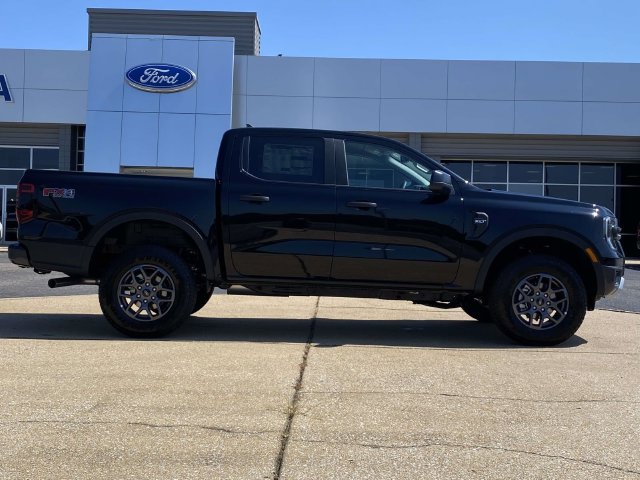 New 2026 Ford Ranger XLT w/ FX4 Off-Road Package AWD/4WD image 2