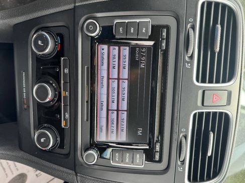 Used 2012 Volkswagen Jetta TDI FWD image 16