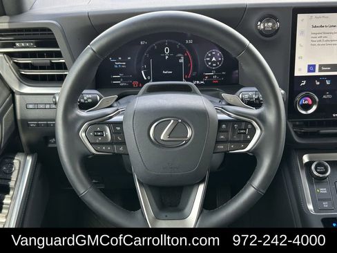 Used 2025 Lexus GX 550 w/ Accessory Package (2T) image 12